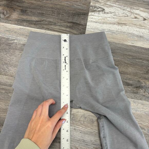Alphalete‎ Gray Womens S Mid Rise Stretch Yoga Gym Wear Workout Fitness Leggings - Picture 9 of 12